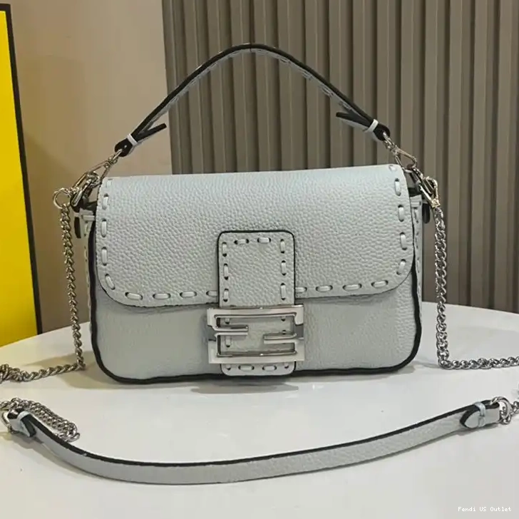 HOT Selleria In Romano Cuoio Fendi Sky Leather Baguette Bag Mini Blue 0511